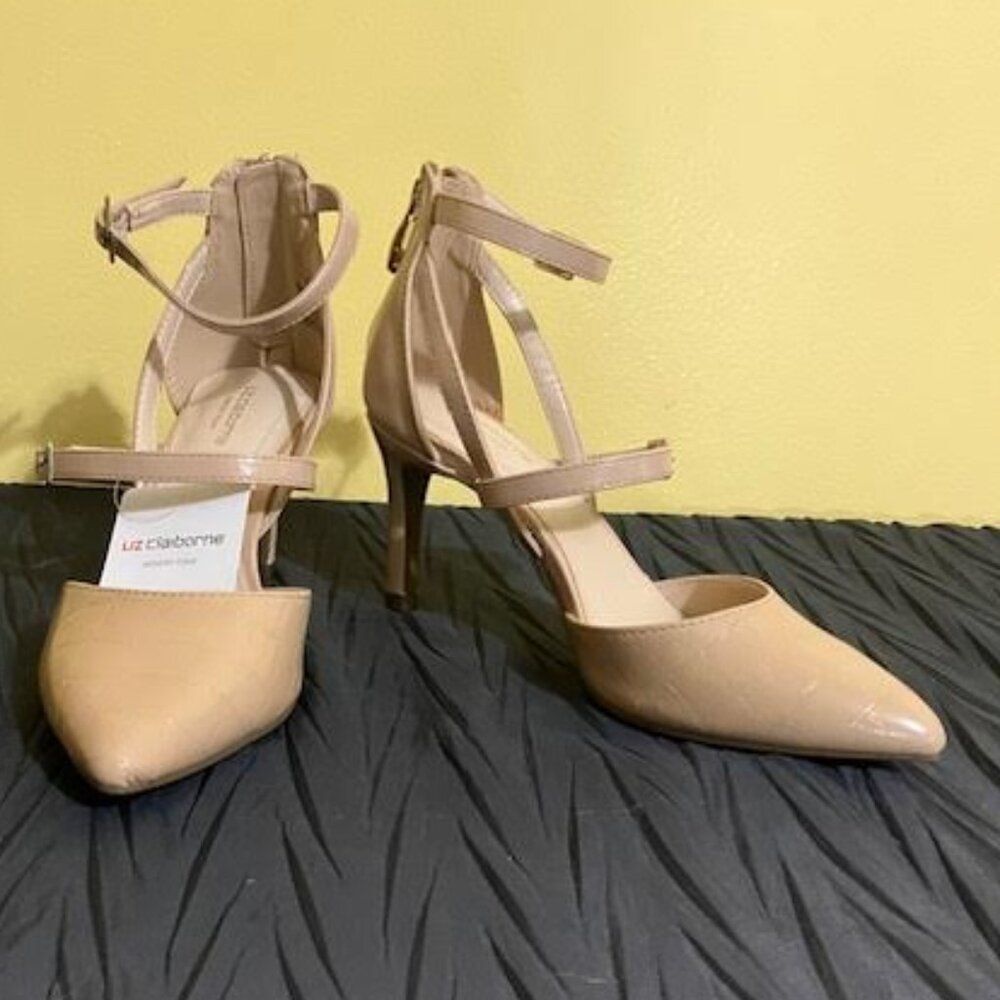 Liz Claiborne High heels, size 6 m, Color Nude,